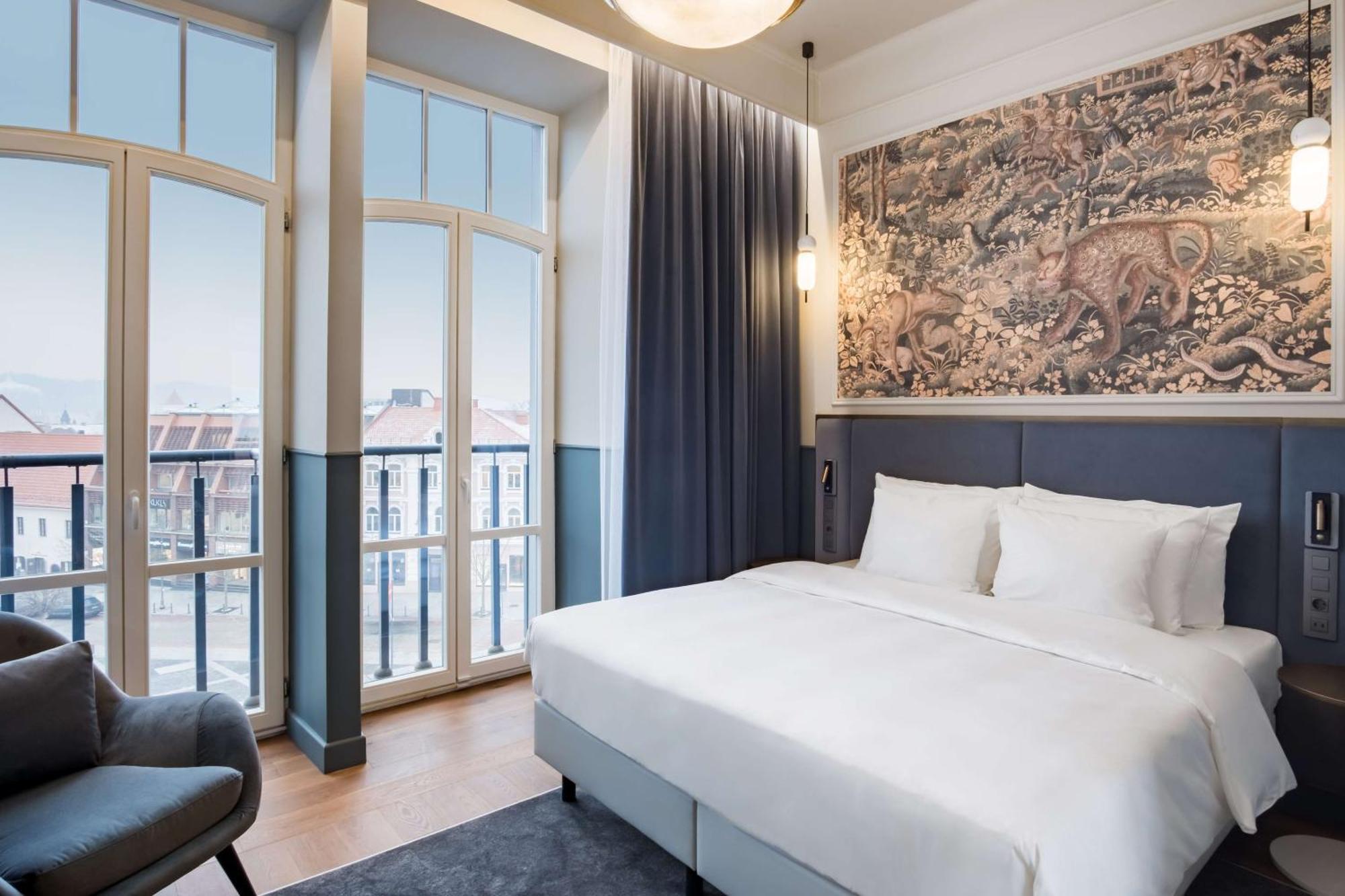 Radisson Collection Astorija Hotel, Hotel