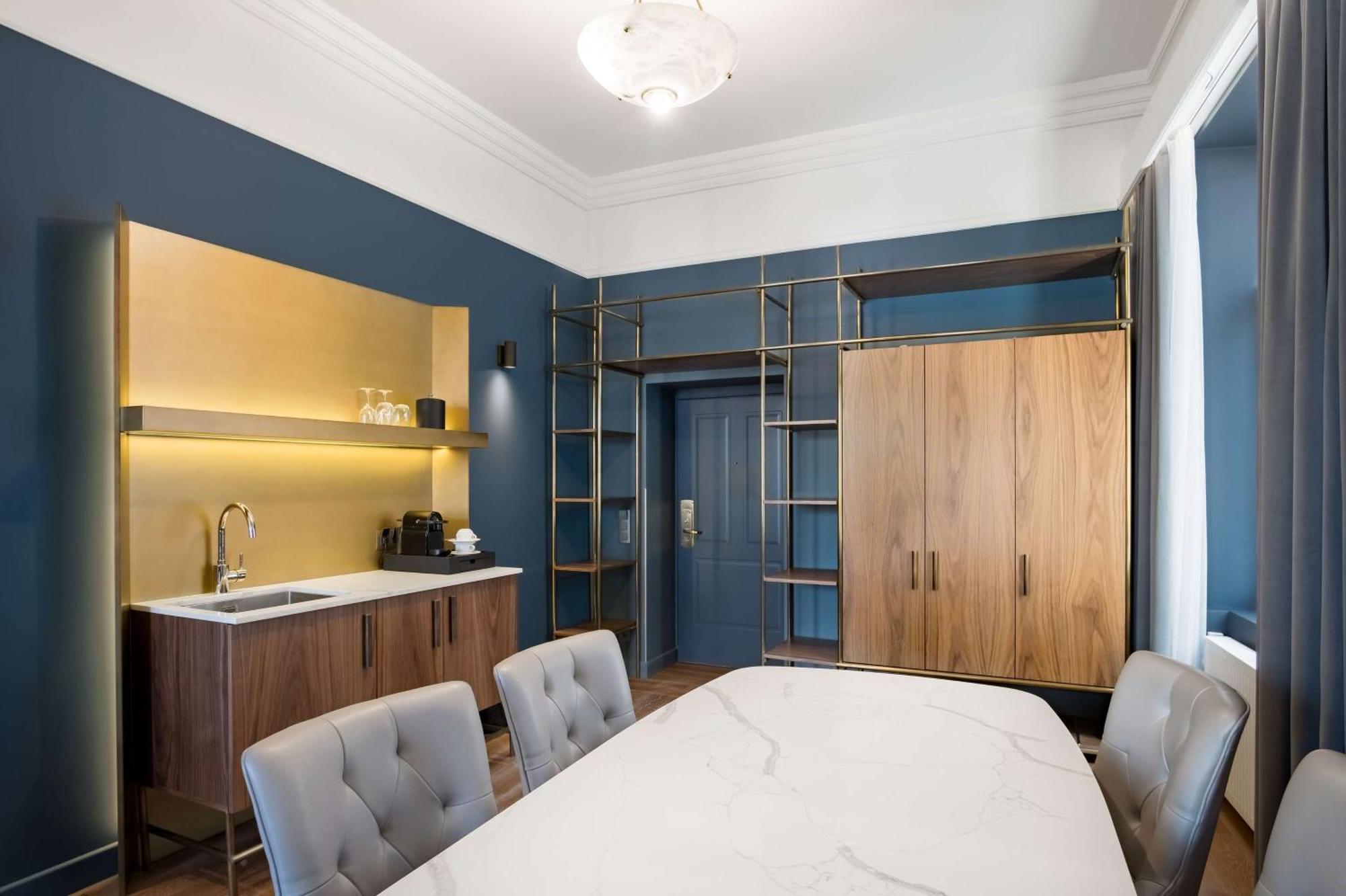 Radisson Collection Astorija Hotel, 5* Vilnius