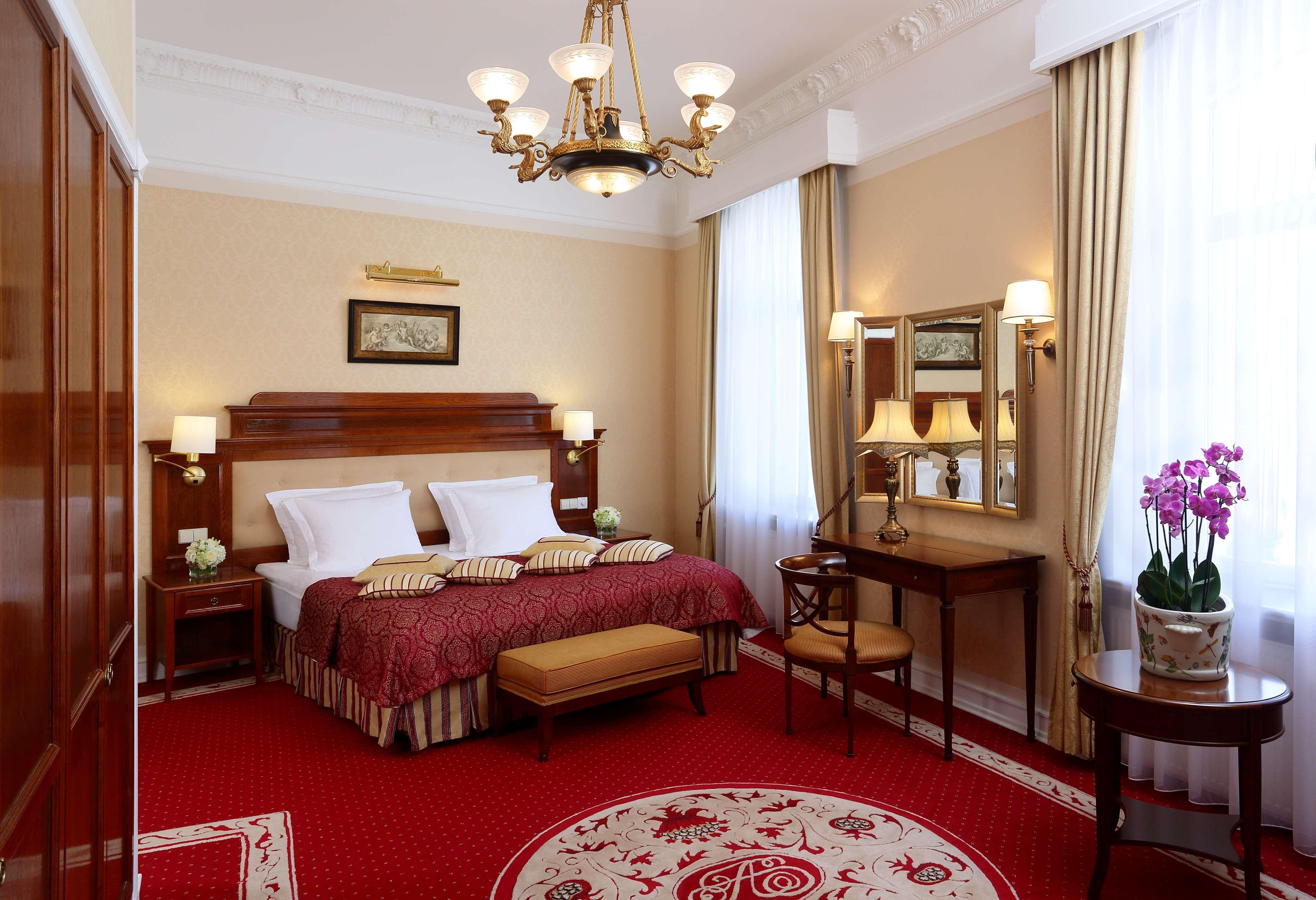 Radisson Collection Astorija Hotel, Hotel 5*