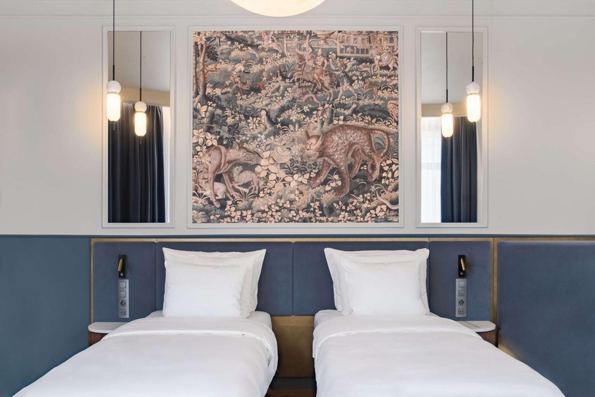 Radisson Collection Astorija Hotel, VNO