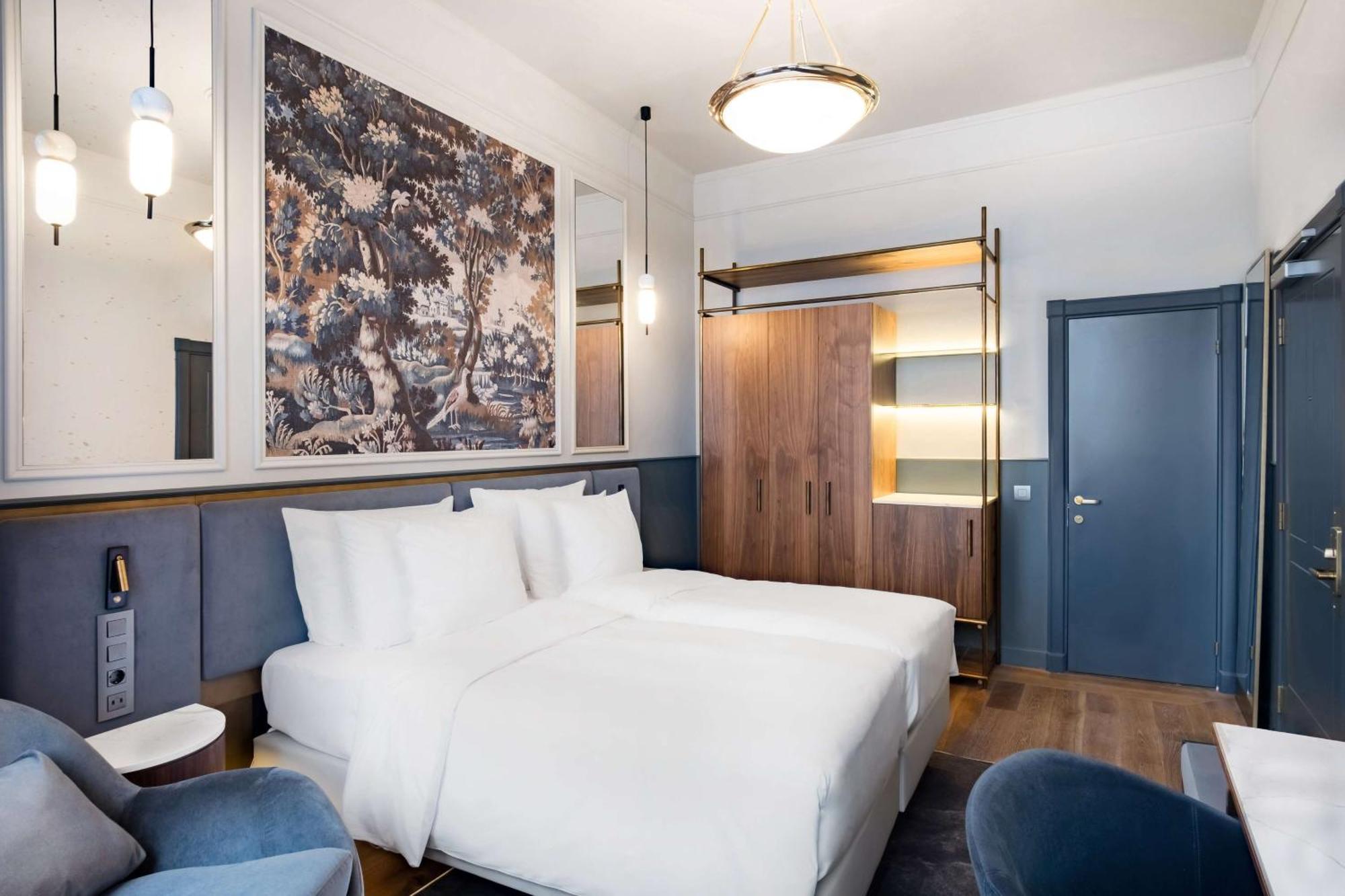 Hotel Radisson Collection Astorija Hotel, 5*