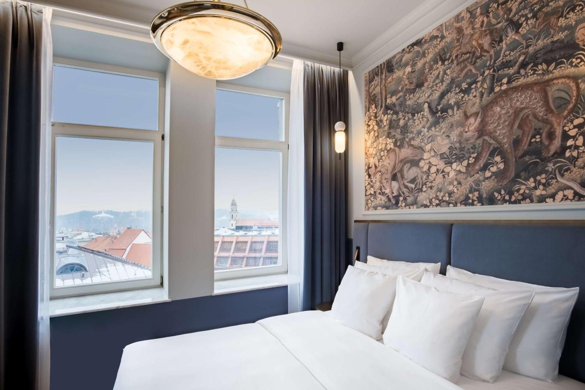 Radisson Collection Astorija Hotel,