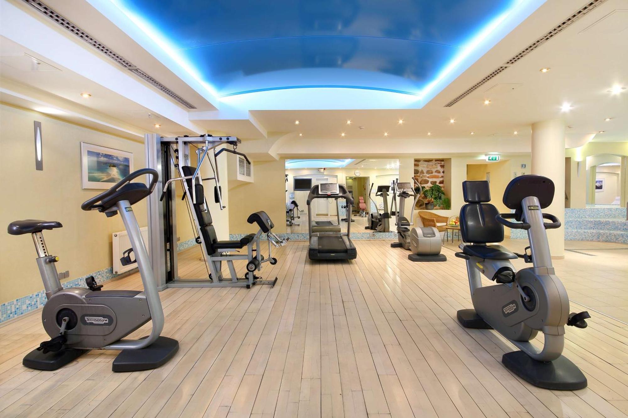 Radisson Collection Astorija Hotel,