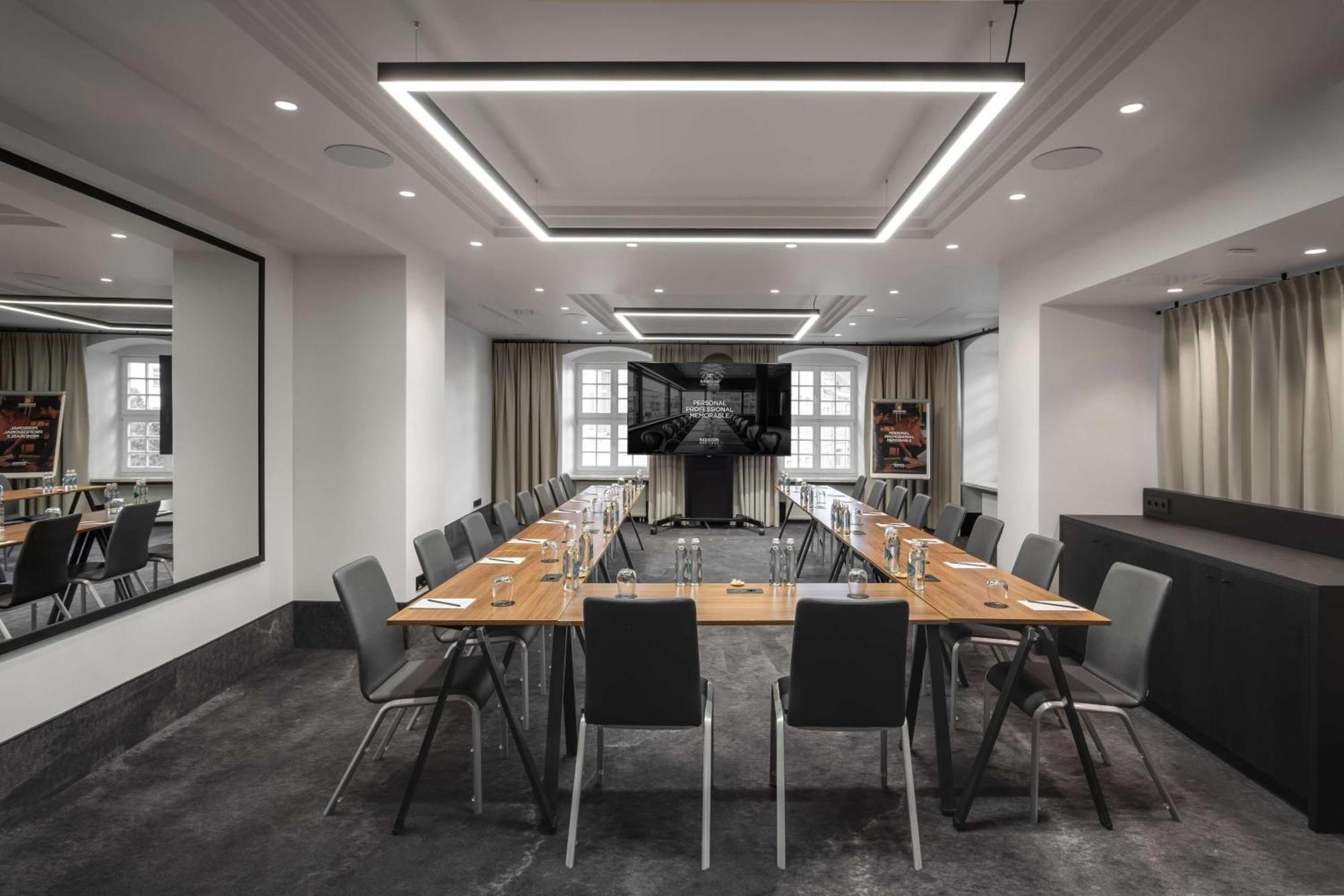 Radisson Collection Astorija Hotel, 5* Vilnius